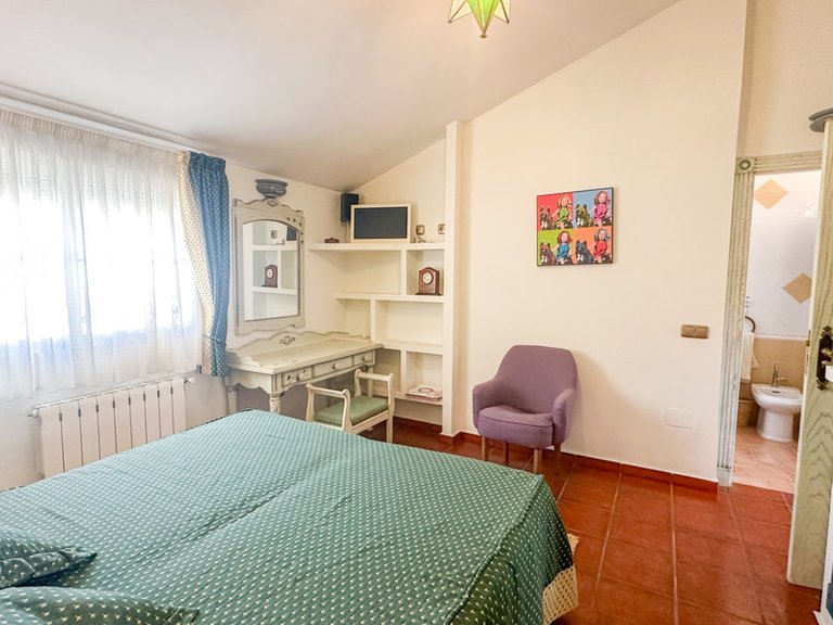 Villa for Sale in Torrevieja, Alicante 40