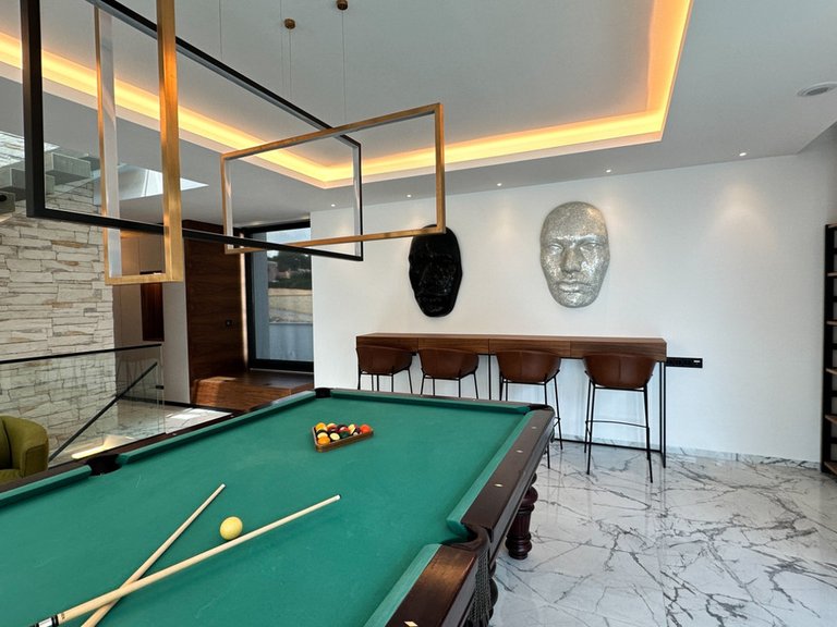 Villa for Sale in Villamartin, Alicante 40
