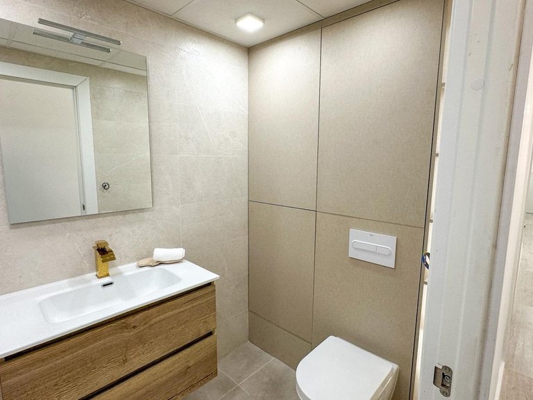 Apartment for Sale in Torrevieja, Alicante 21
