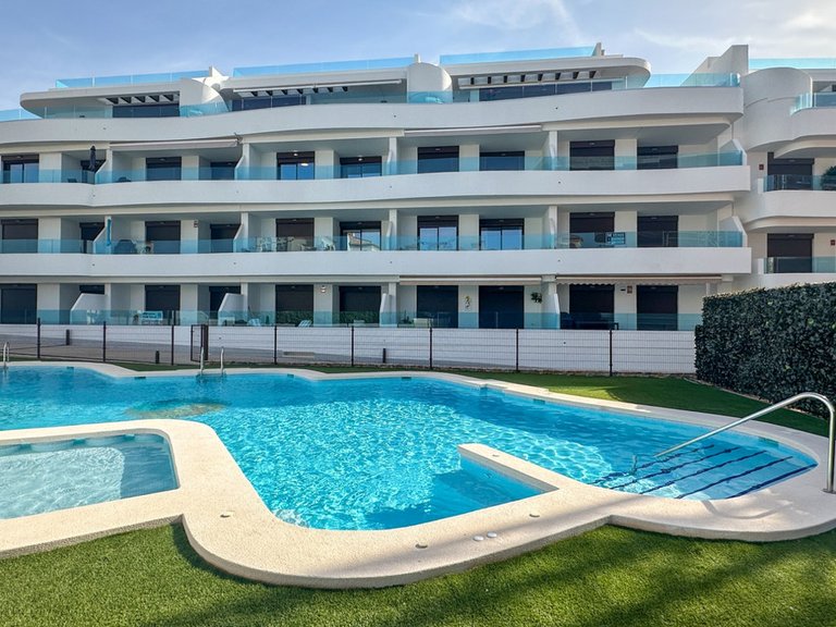 Apartment for Sale in Playa Flamenca, Alicante 2