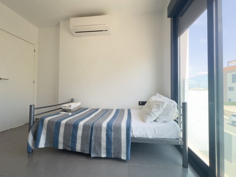 Apartment for Sale in La Zenia, Alicante 16