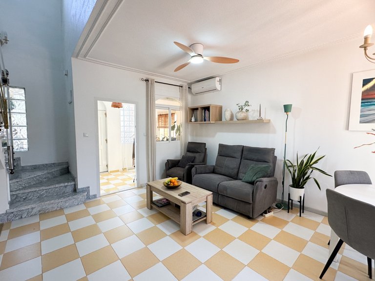 Villa for Sale in Torrevieja, Alicante 9