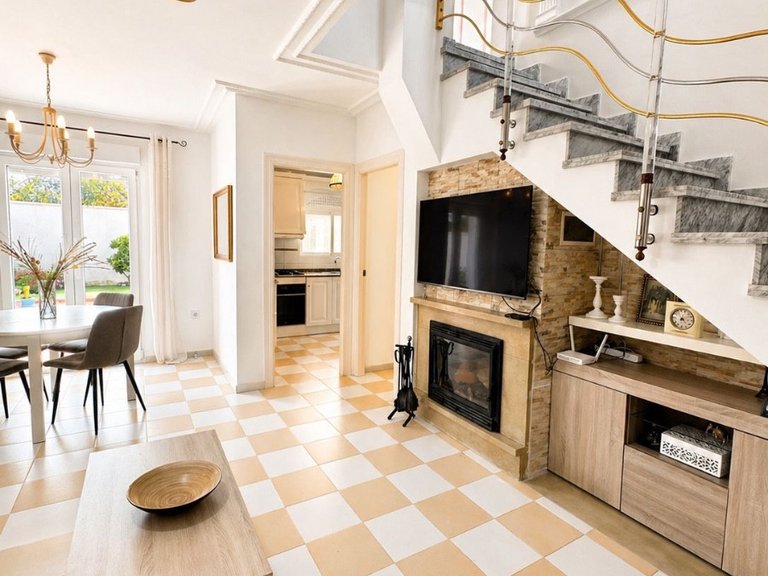Villa for Sale in Torrevieja, Alicante 11