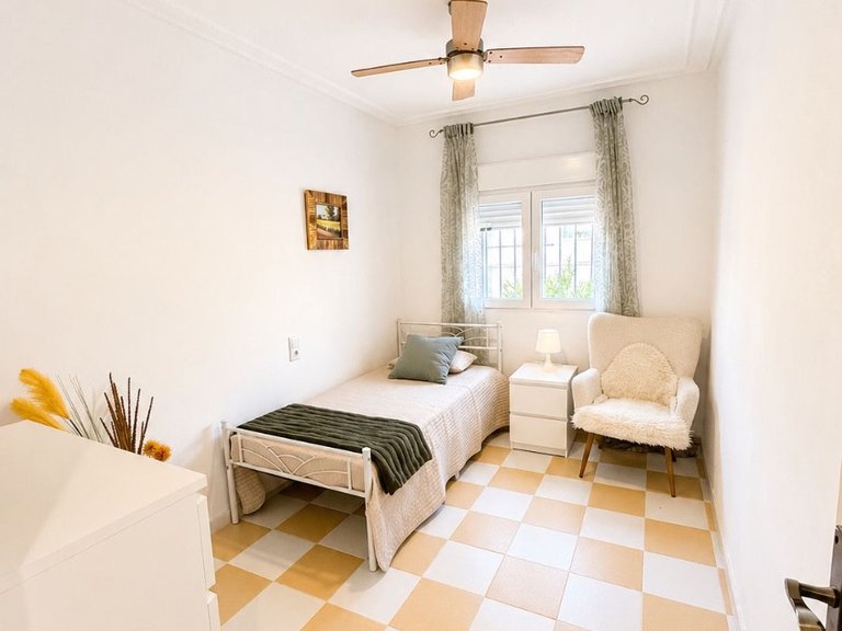 Villa for Sale in Torrevieja, Alicante 18