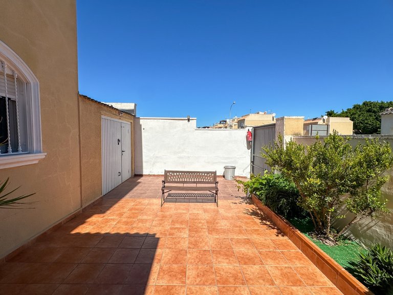 Villa for Sale in Torrevieja, Alicante 31