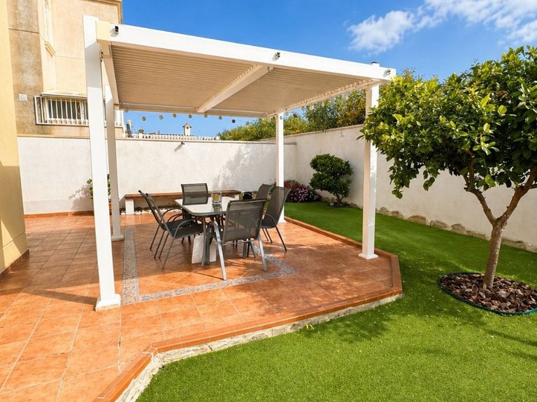 Villa for Sale in Torrevieja, Alicante 46