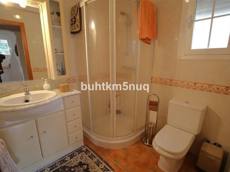 Villa for Sale in Pinoso, Alicante 5