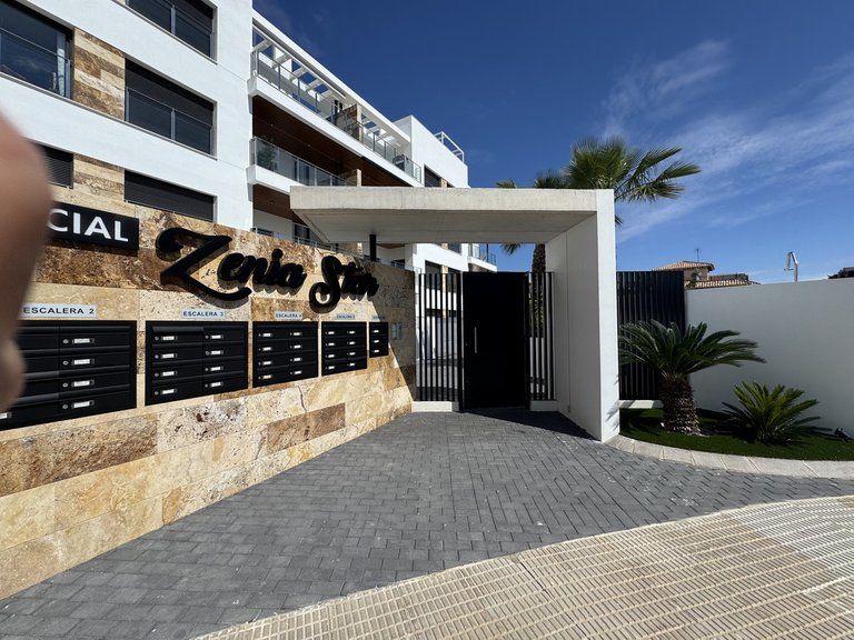 Apartment for Sale in Playa Flamenca, Alicante 9