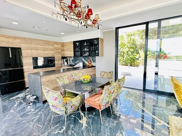 Villa for Sale in Las Colinas, Alicante 11