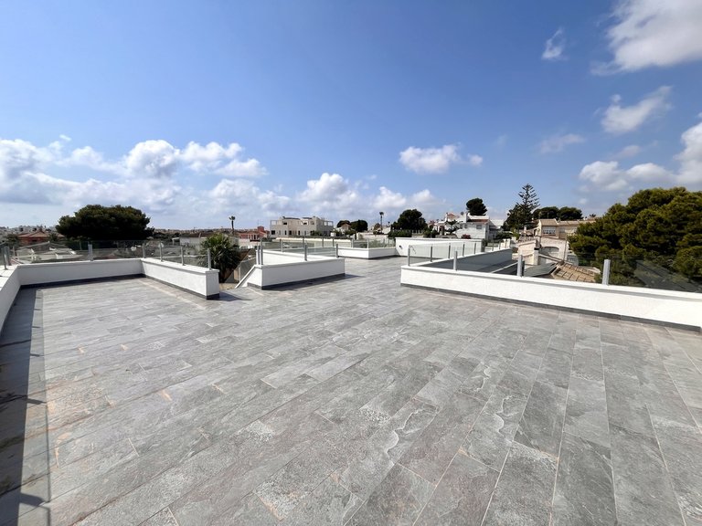 Villa for Sale in Los Balcones, Alicante 29