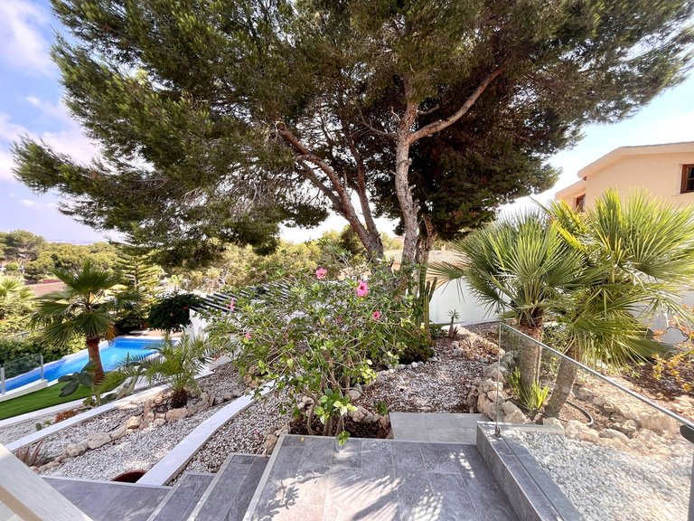 Villa for Sale in Los Balcones, Alicante 40