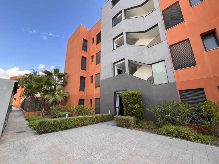 Apartment for Sale in Villamartin, Alicante 36