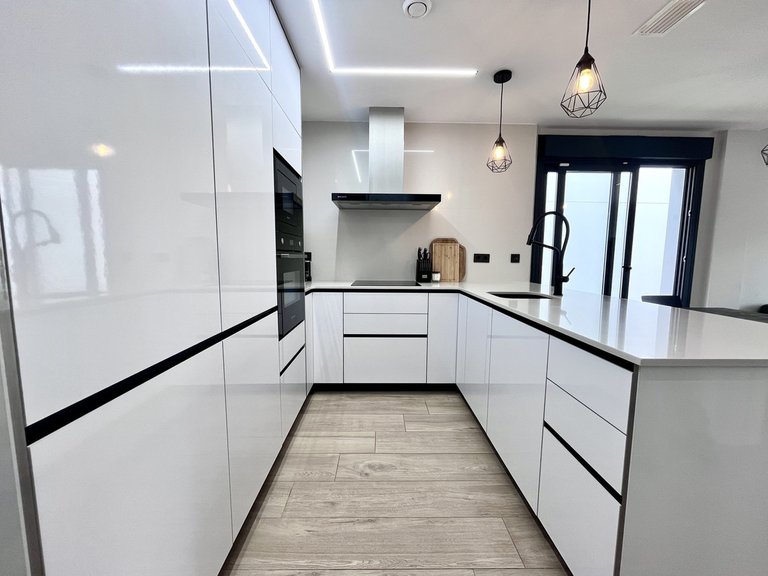 Villa for Sale in Punta Prima, Alicante 4