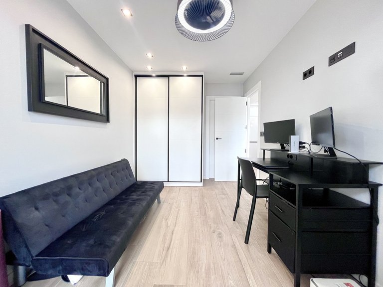 Villa for Sale in Punta Prima, Alicante 9