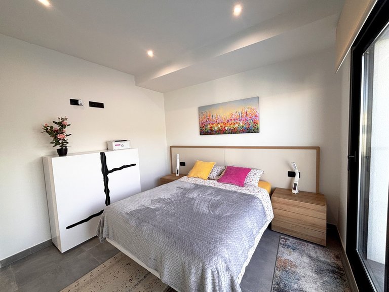 Villa for Sale in Villamartin, Alicante 16
