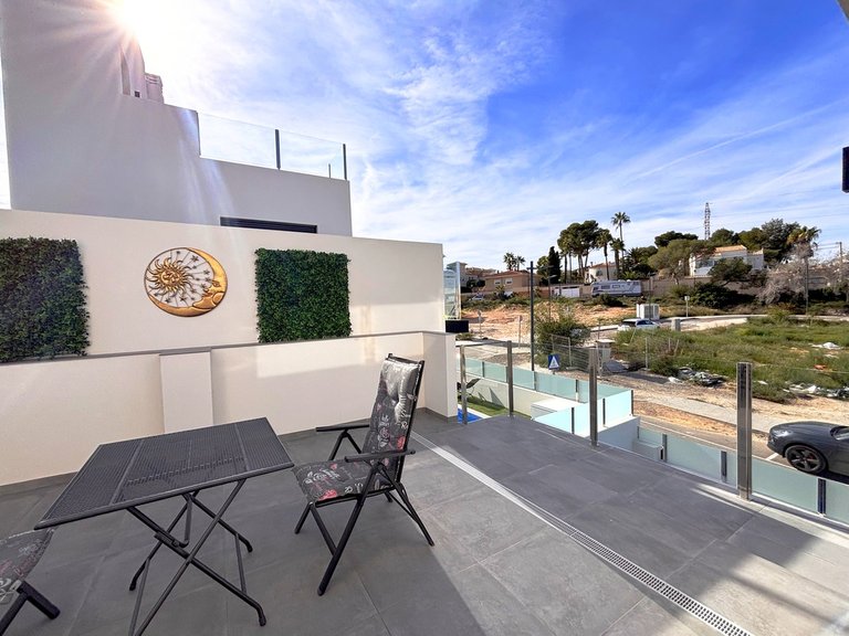Villa for Sale in Villamartin, Alicante 24