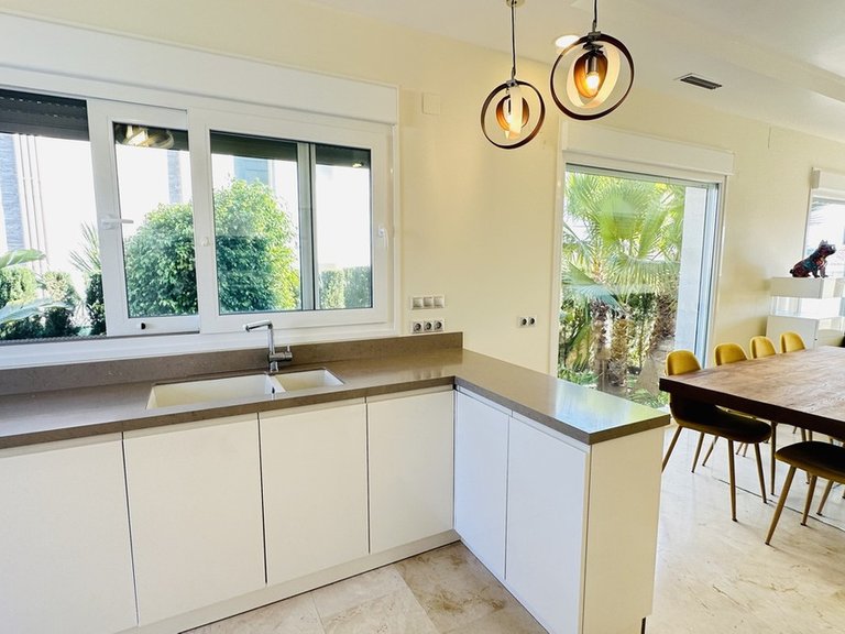 Villa for Sale in La Zenia, Alicante 14