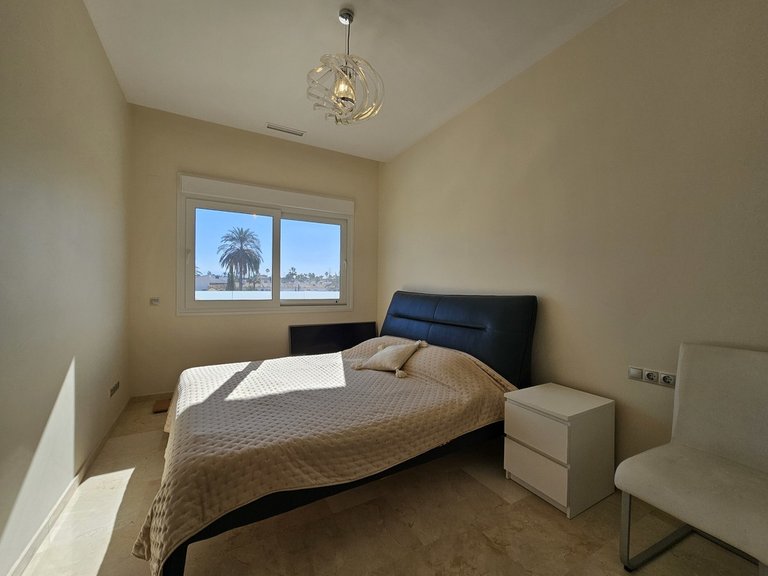 Villa for Sale in La Zenia, Alicante 16