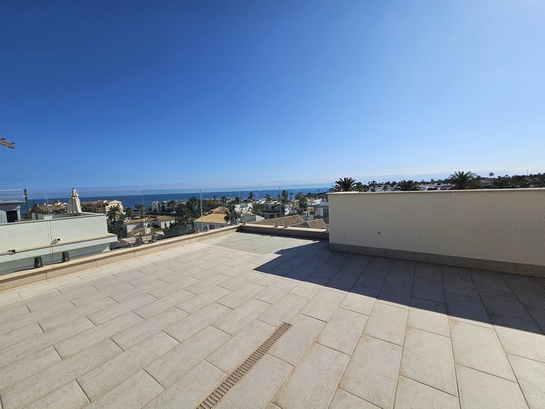 Villa for Sale in La Zenia, Alicante 37