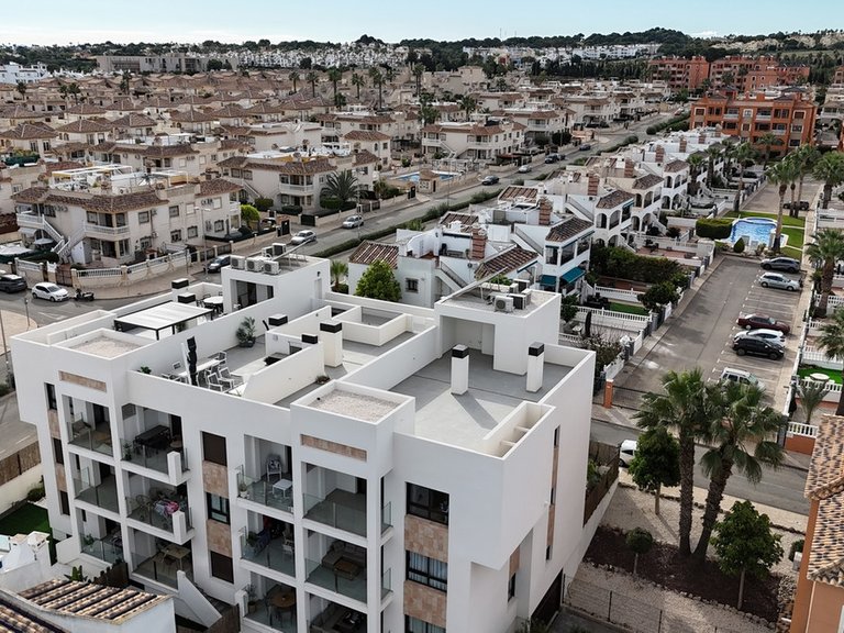 Apartment for Sale in Villamartin, Alicante 1
