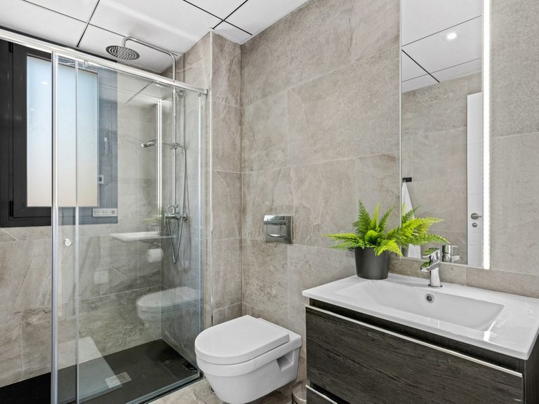 Villa for Sale in Cabo Roig, Alicante 38