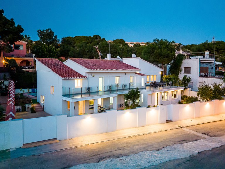 Villa for Sale in Campoamor, Alicante 39