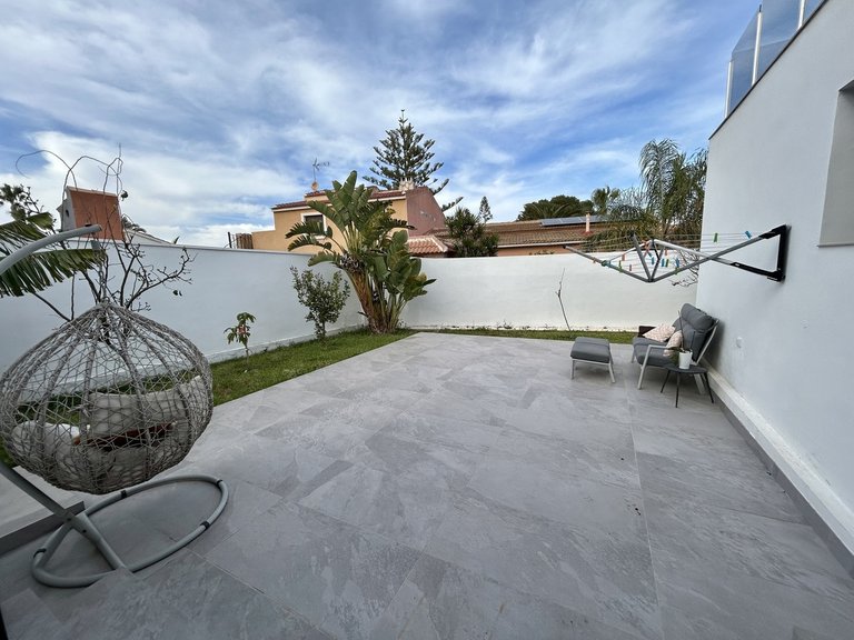 Villa for Sale in Los Balcones, Alicante 18