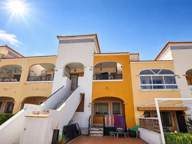Apartment for Sale in Los Altos, Alicante 1