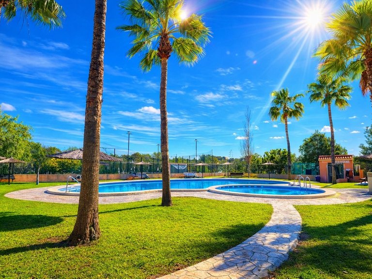 Apartment for Sale in Los Altos, Alicante 2
