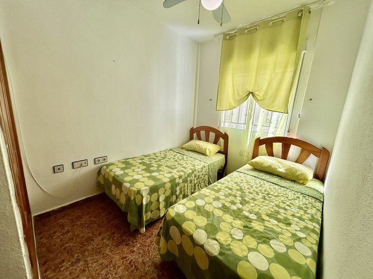 Apartment for Sale in Los Altos, Alicante 9