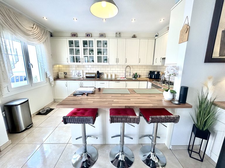 Villa for Sale in Villamartin, Alicante 6