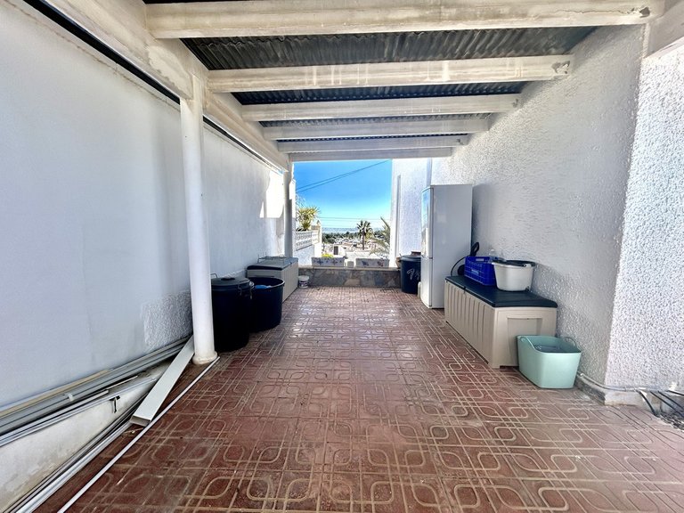 Villa for Sale in Villamartin, Alicante 18