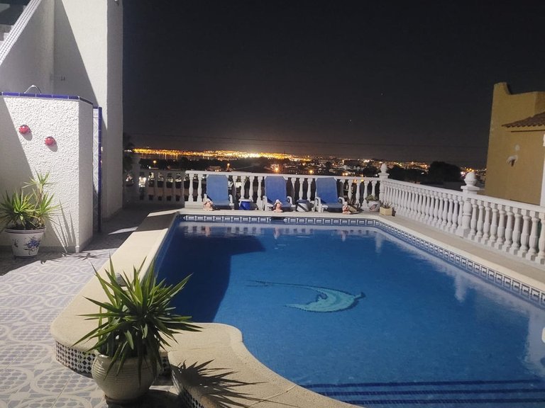 Villa for Sale in Villamartin, Alicante 38