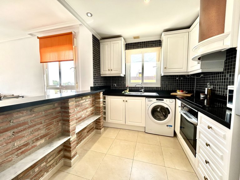 Apartment for Sale in Villamartin, Alicante 8