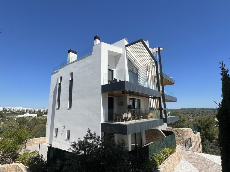 Apartment for Sale in Las Colinas, Alicante 34