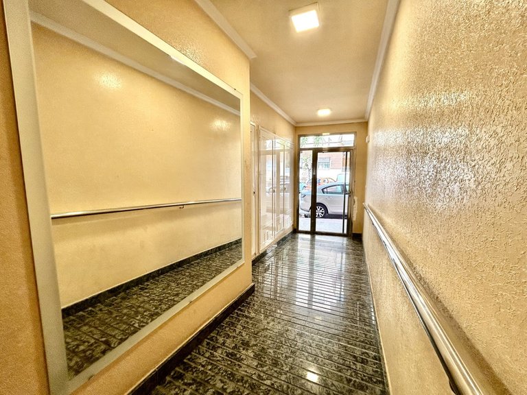 Apartment for Sale in Torrevieja, Alicante 26