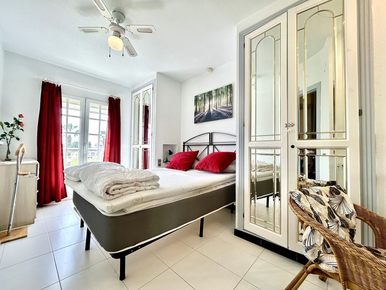 Apartment for Sale in Los Altos, Alicante 18