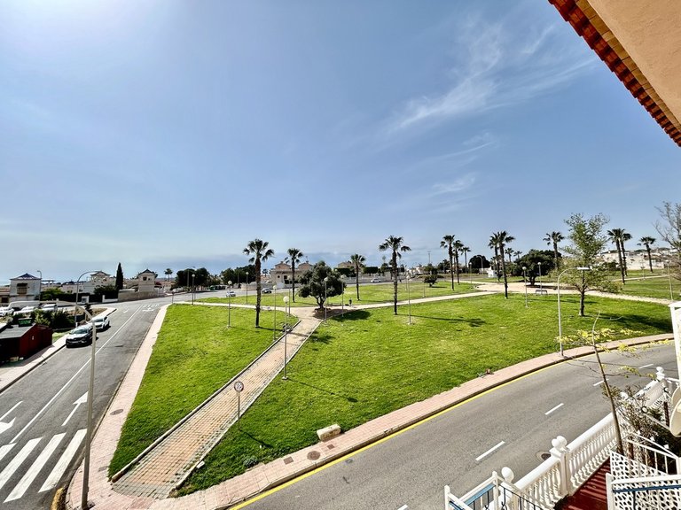 Apartment for Sale in Los Altos, Alicante 29