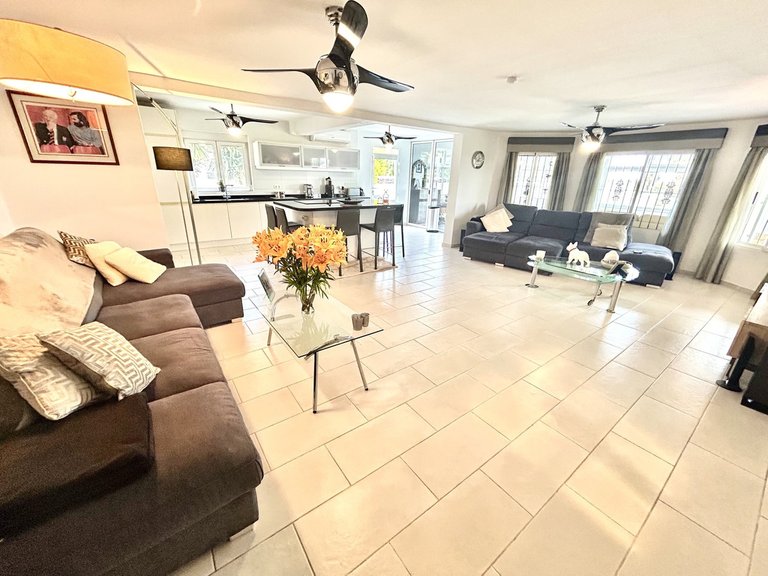 Villa for Sale in Catral, Alicante 6