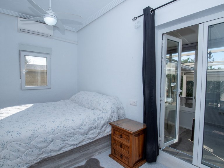 Apartment for Sale in Torrevieja, Alicante 9