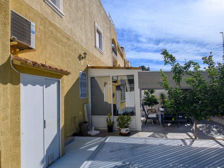 Apartment for Sale in Torrevieja, Alicante 14