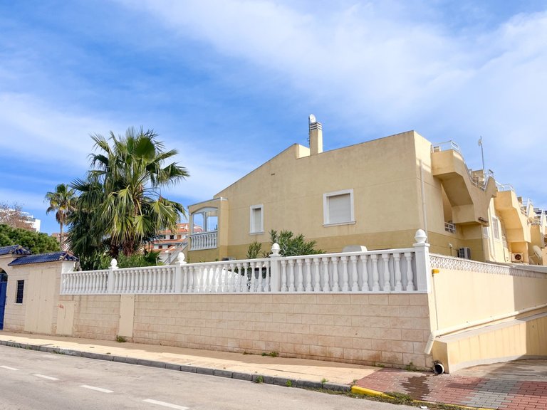 Apartment for Sale in Torrevieja, Alicante 18