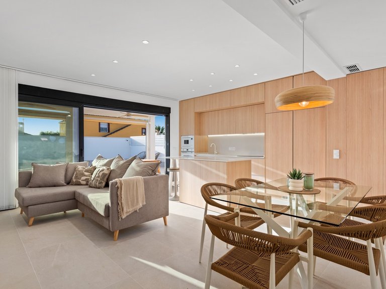 Villa for Sale in Torrevieja, Alicante 2
