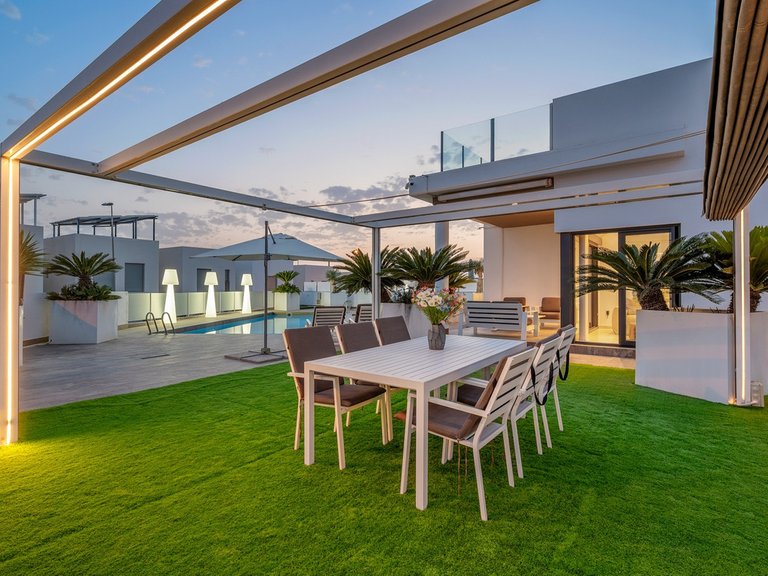 Villa for Sale in Villamartin, Alicante 8