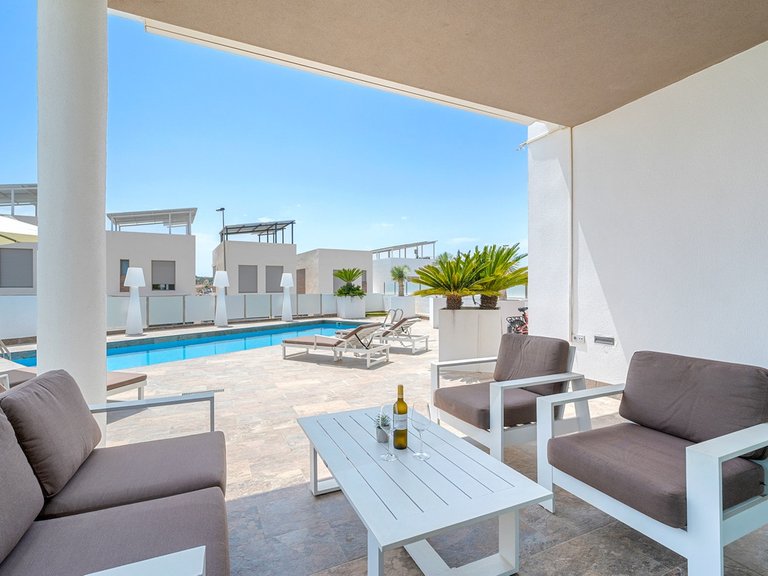 Villa for Sale in Villamartin, Alicante 21