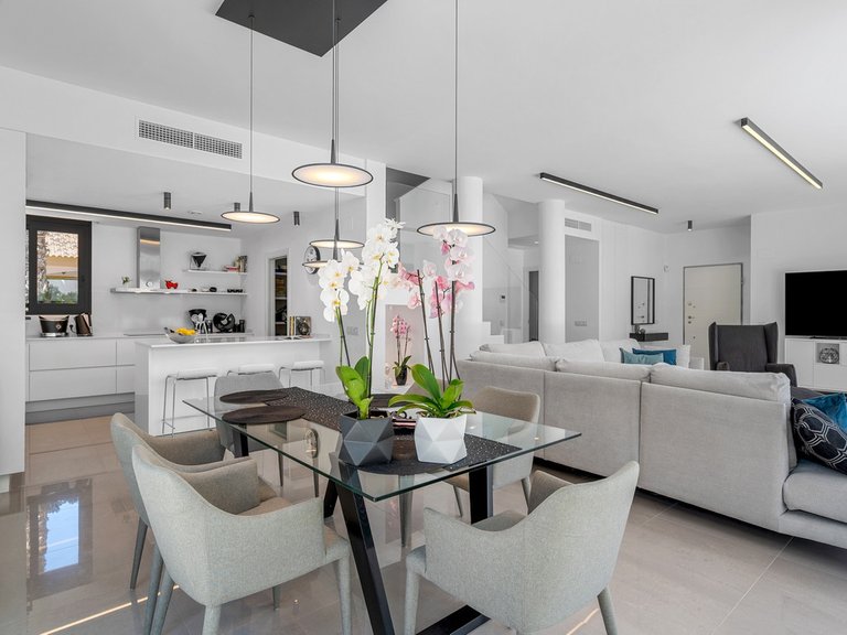 Villa for Sale in Guardamar Del Segura, Alicante 9