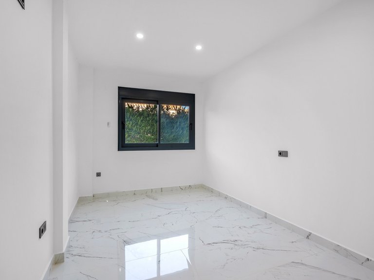 Villa for Sale in Campoamor, Alicante 19