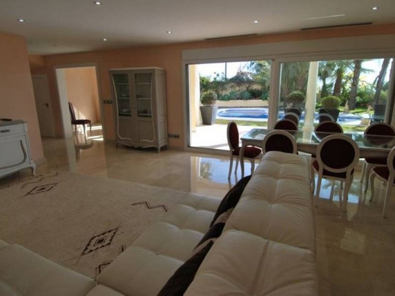 Villa for Sale in Alicante, Alicante 3
