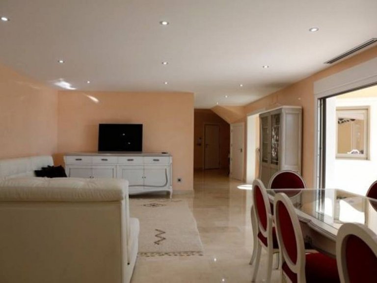 Villa for Sale in Alicante, Alicante 4