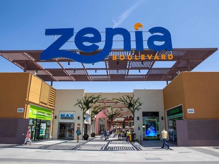 Apartment for Sale in La Zenia, Alicante 29